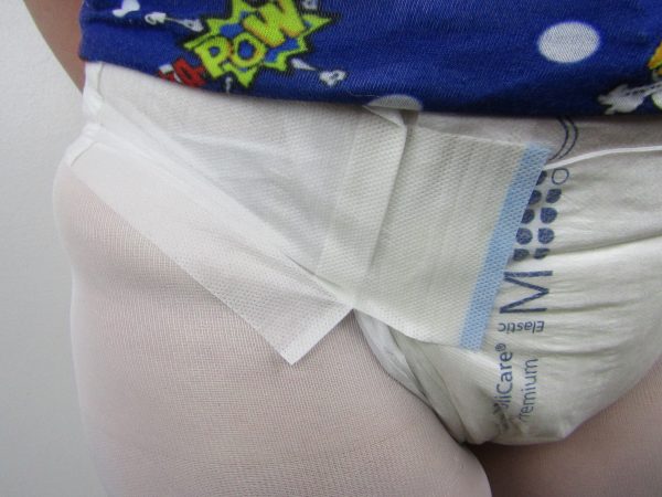 MoliCare Slip Maxi Cloth backed - Image 3
