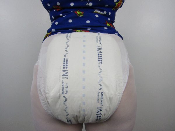 MoliCare Slip Maxi Cloth backed - Image 5