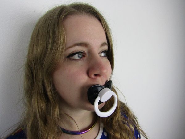 Black and White pacifier - Image 2