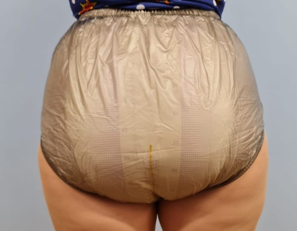 Black front popper Plastic pants - Image 3